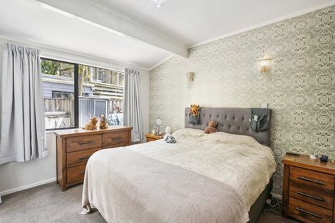 Photo of property in 2 Cowan Bay Road, Pohuehue, Warkworth, 0983