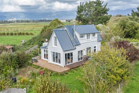 Photo of property in 185a Hokio Sand Road, Hokio Beach, Levin, 5571