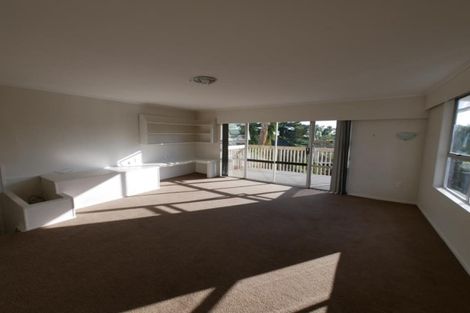 Photo of property in 30 Mack Place, Red Hill, Papakura, 2110