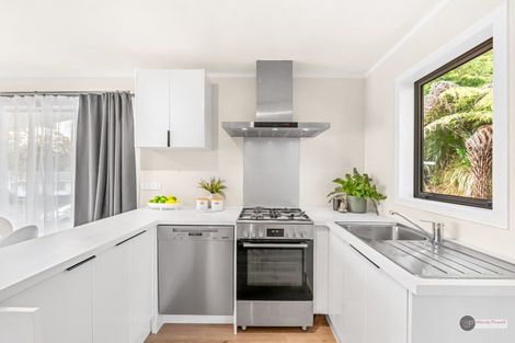 Photo of property in 2/31 Kowhai Street, Wainuiomata, Lower Hutt, 5014