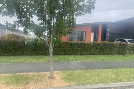 Photo of property in 34 Pepene Avenue, Takanini, 2112