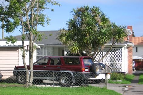 Photo of property in 47 Larnoch Road, Henderson, Auckland, 0610