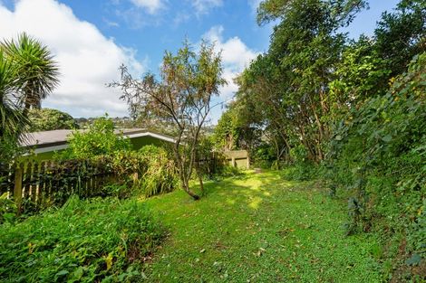 Photo of property in 25 Churton Drive, Churton Park, Wellington, 6037