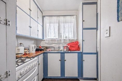 Photo of property in 1 Tiki Street, Castlecliff, Wanganui, 4501