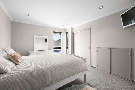 Photo of property in 21 Raddington Way, Huntington, Hamilton, 3210