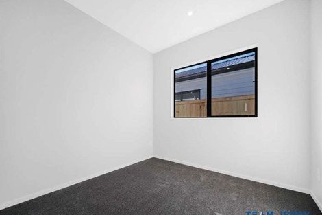 Photo of property in 17 Huringa Road, Karaka, 2113