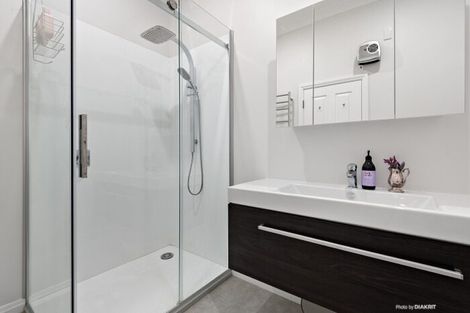 Photo of property in The Villas, 33u3 Hobson Street, Thorndon, Wellington, 6011