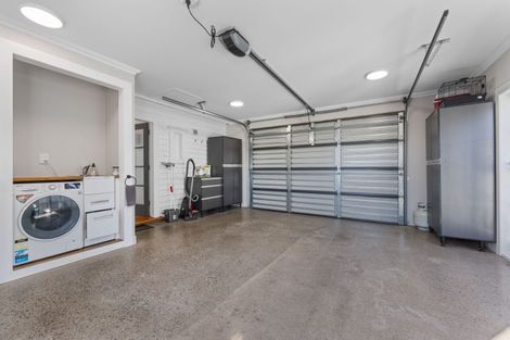 Photo of property in 26 Baring Terrace, Strandon, New Plymouth, 4312