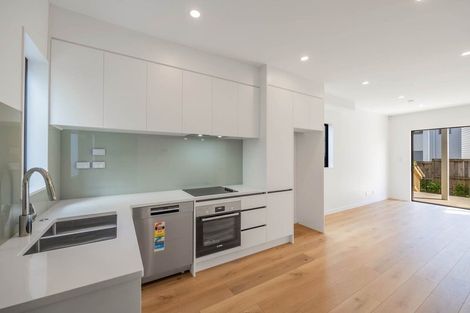 Photo of property in 6/57 Kervil Avenue, Te Atatu Peninsula, Auckland, 0610