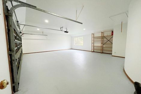 Photo of property in 27 Warman Road, Okura, Auckland, 0792