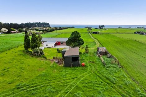 Photo of property in 196 Mokau Road, Urenui, 4377