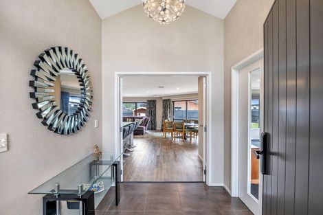 Photo of property in 3 Crabapple Close, Milson, Palmerston North, 4414