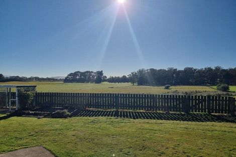 Photo of property in 101a Shooting Butts Road, Martinborough, 5784