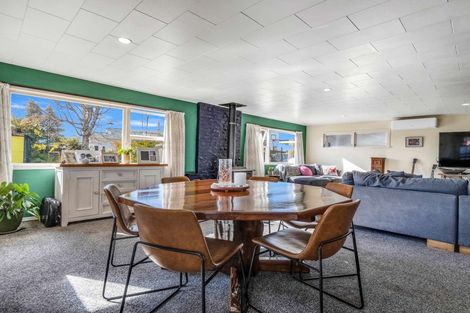 Photo of property in 37 Kawaha Point Road, Fairy Springs, Rotorua, 3015