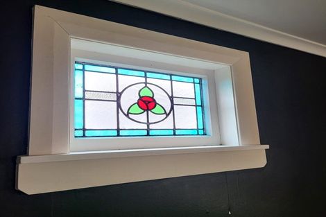 Photo of property in 12a Chapman Street, Newlands, Wellington, 6037