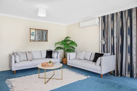 Photo of property in 25 Ranui Crescent, Diamond Harbour, 8971