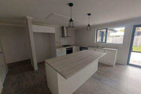 Photo of property in 8 Waimanu Place, Ruakaka, 0116