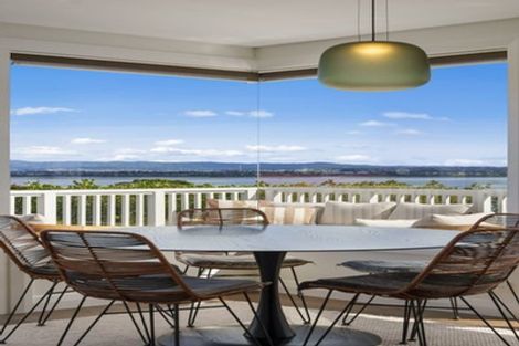 Photo of property in 120 Island Bay Road, Beach Haven, Auckland, 0626