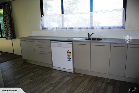 Photo of property in 1/5 Compass Place, Te Atatu Peninsula, Auckland, 0610