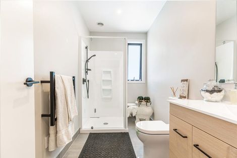 Photo of property in 224 Birdwood Road, Massey, Auckland, 0614