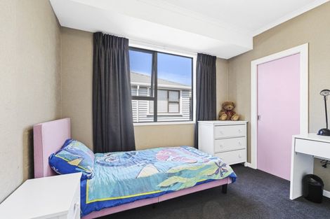 Photo of property in 17 Tainui Street, Welbourn, New Plymouth, 4312