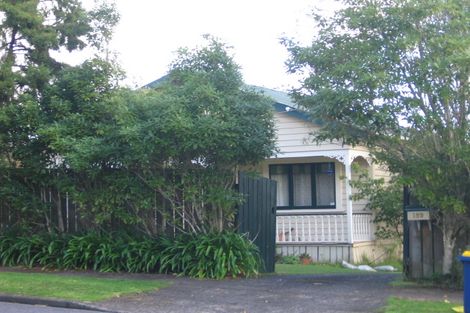 Photo of property in 189 Titirangi Road, Titirangi, Auckland, 0604