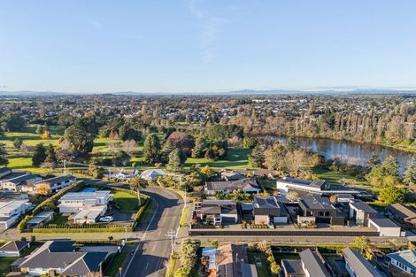 Photo of property in 90a Braid Road, St Andrews, Hamilton, 3200