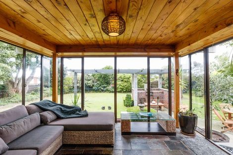 Photo of property in 3 Drury Street, Cloverlea, Palmerston North, 4412