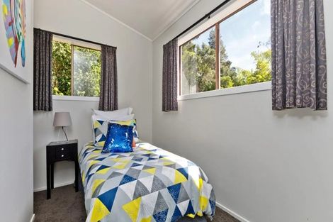 Photo of property in 1/72 Mountbatten Avenue, Hillcrest, Auckland, 0627