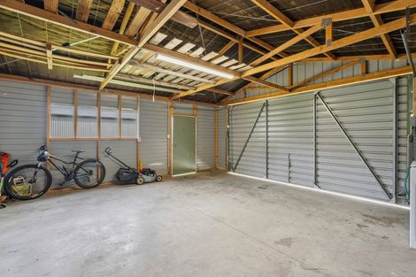 Photo of property in 2 Avon Street, Lumsden, 9730