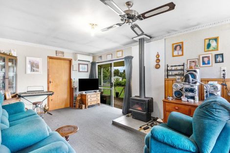 Photo of property in 11 Sandown Street, Waihola, Milton, 9073