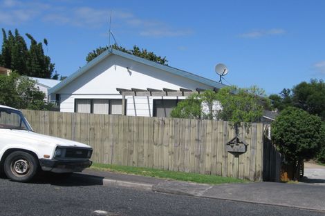 Photo of property in 2/218 Manuka Road, Bayview, Auckland, 0629