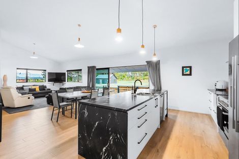 Photo of property in 14 Komahimahi Way, Motuoapa, 3382
