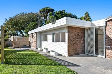 Photo of property in 2/1001 High Street, Avalon, Lower Hutt, 5011