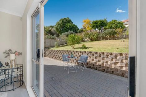 Photo of property in 28 Santa Ana Drive, Dannemora, Auckland, 2016