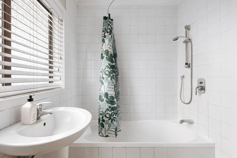 Photo of property in 2/66 Campbell Road, Mount Maunganui, 3116