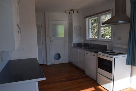 Photo of property in 22 John Street, Stokes Valley, Lower Hutt, 5019