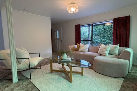 Photo of property in 16 Willowstream Grove, Cloverlea, Palmerston North, 4412