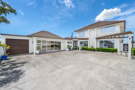 Photo of property in 1/121 Pah Road, Cockle Bay, Auckland, 2014