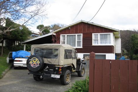 Photo of property in 87 Fraser Street, Wainuiomata, Lower Hutt, 5014