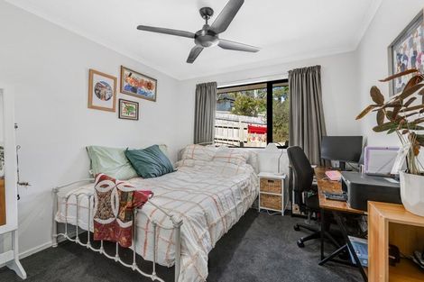 Photo of property in 9 St Julia Court, Helensville, 0800