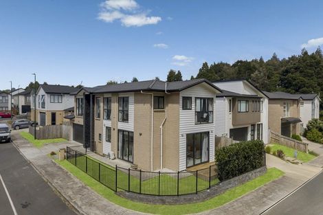 Photo of property in 9 Skanda Crescent, Flat Bush, Auckland, 2019