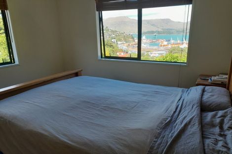 Photo of property in 41 Hawkhurst Road, Lyttelton, 8082