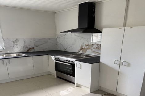 Photo of property in 1221 Alfriston Road, Alfriston, Manurewa, 2576