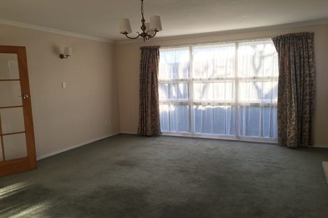 Photo of property in 122 Kings Crescent, Hutt Central, Lower Hutt, 5010