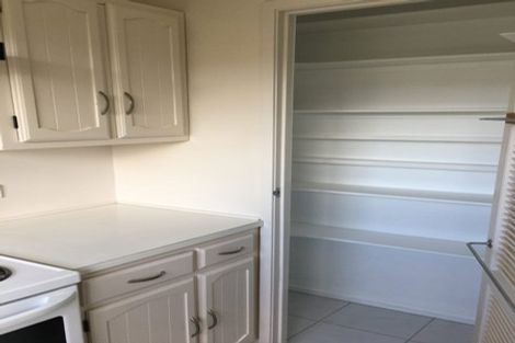 Photo of property in 1/5 Pupuke Road, Takapuna, Auckland, 0622