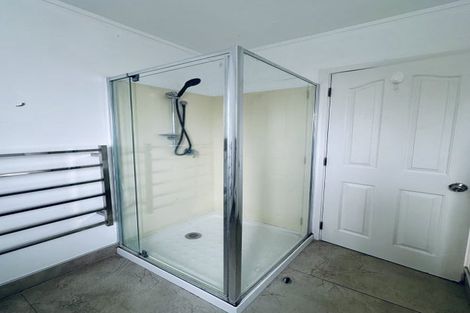 Photo of property in 101 Stanley Road, Glenfield, Auckland, 0629