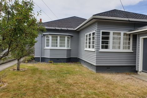 Photo of property in 15 Saint Ronans Avenue, Waterloo, Lower Hutt, 5011