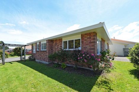 Photo of property in 29f1- Lane Street, Wallaceville, Upper Hutt, 5018