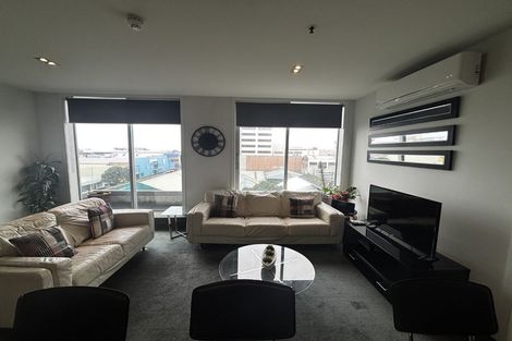 Photo of property in 22 Liardet Apartments, 303/22 Liardet Street, New Plymouth, 4310